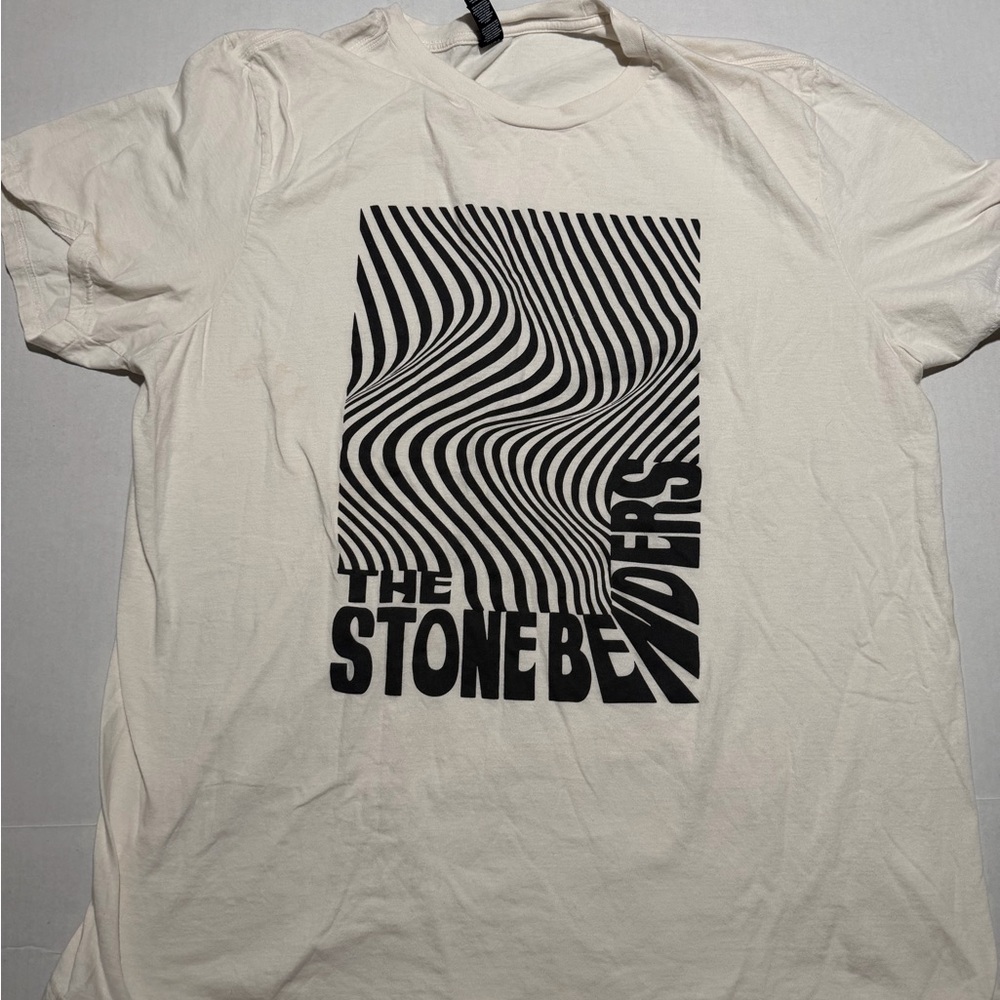District brand, 'the stone benders' preloved concert tee, beige, men's 2x #1378